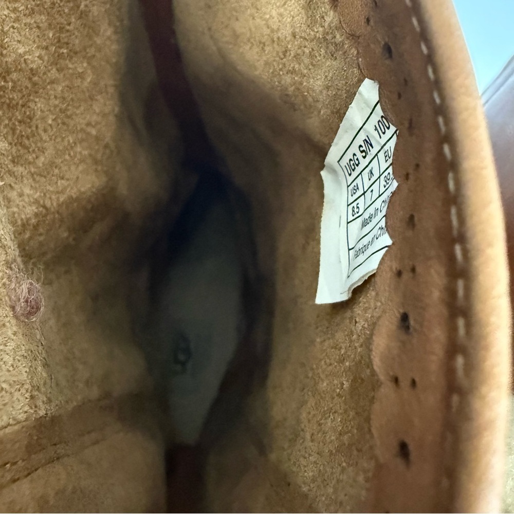 Ugg Cary Leather Mid Calf Pull On Heeled Boots Women’s Size 8.5 - Picture 9 of 10